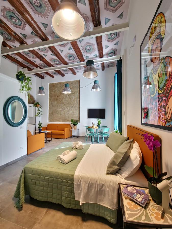 Borgo Dei Miracoli Hotel Napoli Bagian luar foto