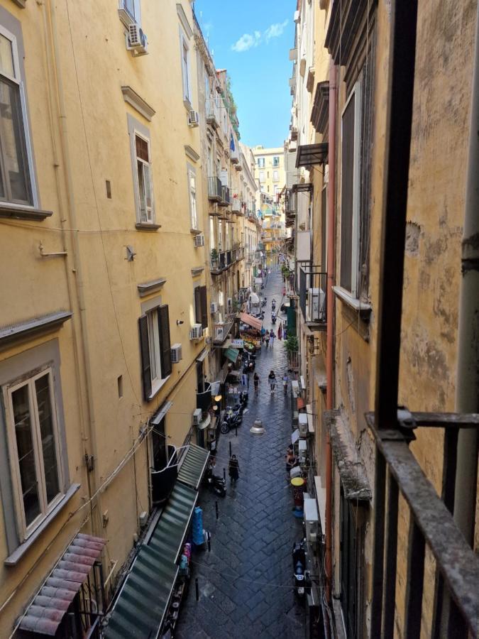 Borgo Dei Miracoli Hotel Napoli Bagian luar foto
